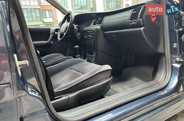 Универсал Opel Vectra 2000 в 