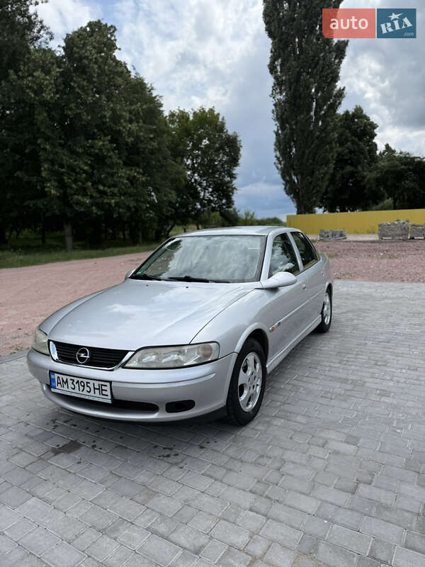 Седан Opel Vectra 1999 в 