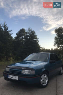 Ліфтбек Opel Vectra 1992 в Горішніх Плавнях
