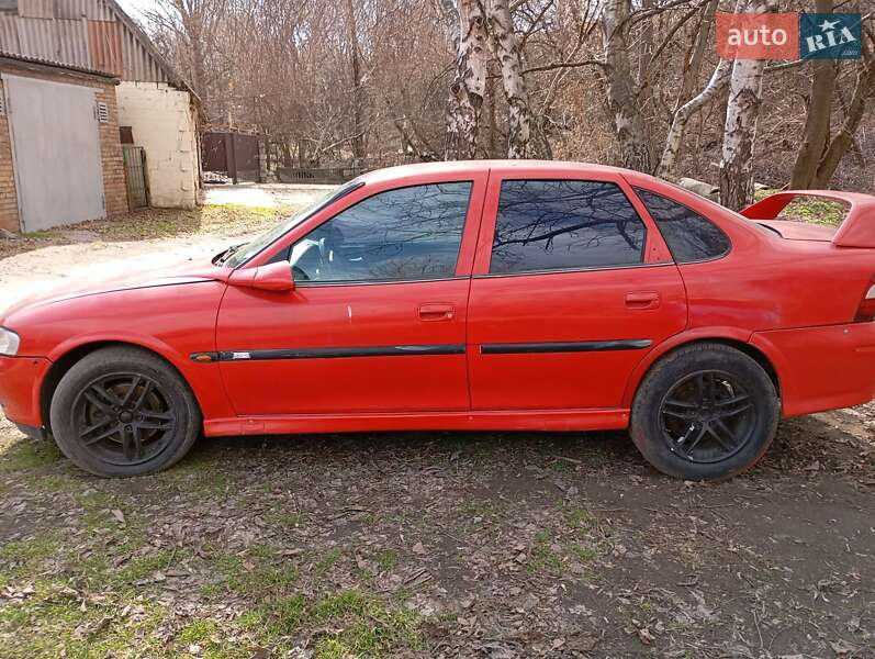Седан Opel Vectra 1999 в Запорожье