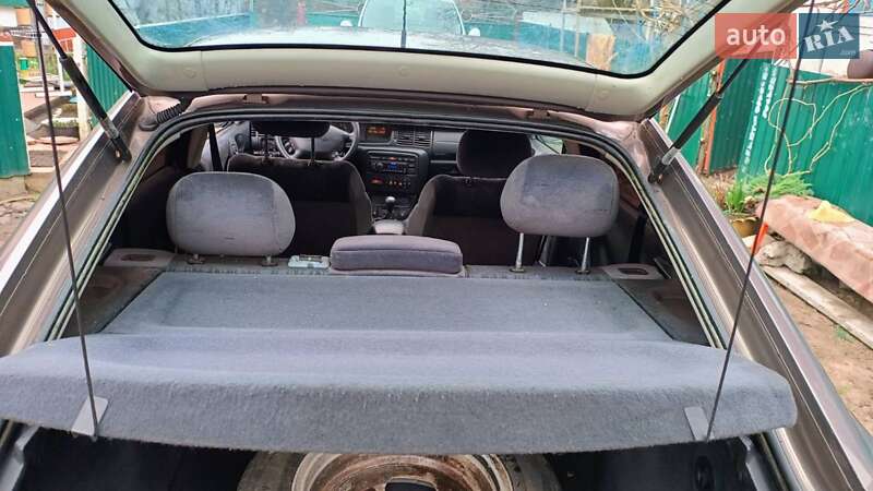 Лифтбек Opel Vectra 1998 в Жашкове