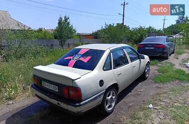 Седан Opel Vectra 1990 в 