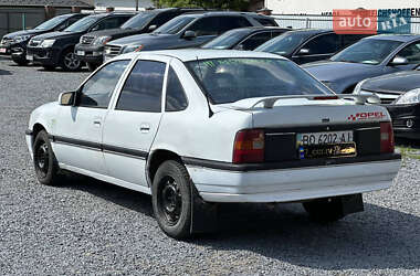 Седан Opel Vectra 1990 в 