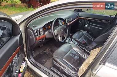 Седан Opel Vectra 2004 в Черкассах