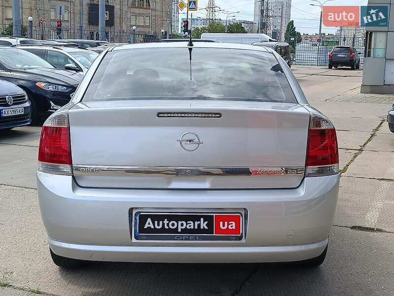 Седан Opel Vectra 2007 в Харькове