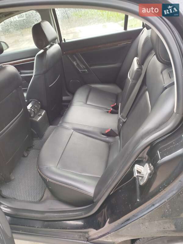 Седан Opel Vectra 2003 в Житомире