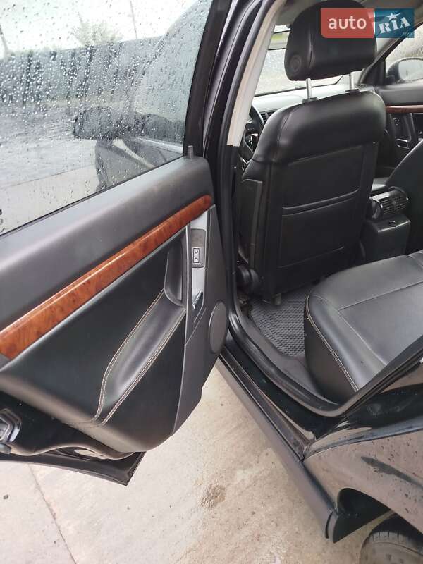 Седан Opel Vectra 2003 в Житомире