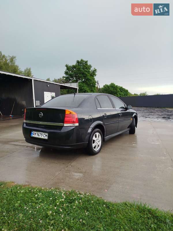 Седан Opel Vectra 2003 в Житомире