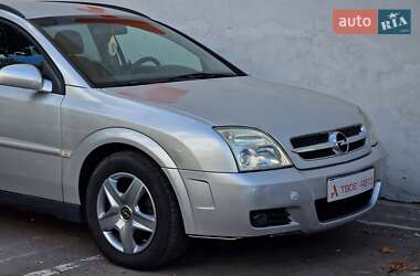 Универсал Opel Vectra 2005 в 