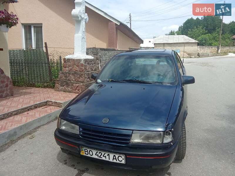 Opel Vectra 1989