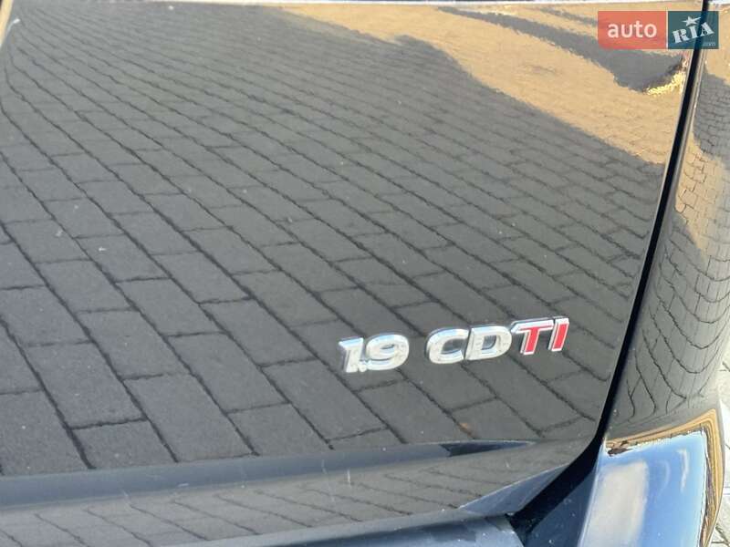 Универсал Opel Vectra 2008 в Нововолынске
