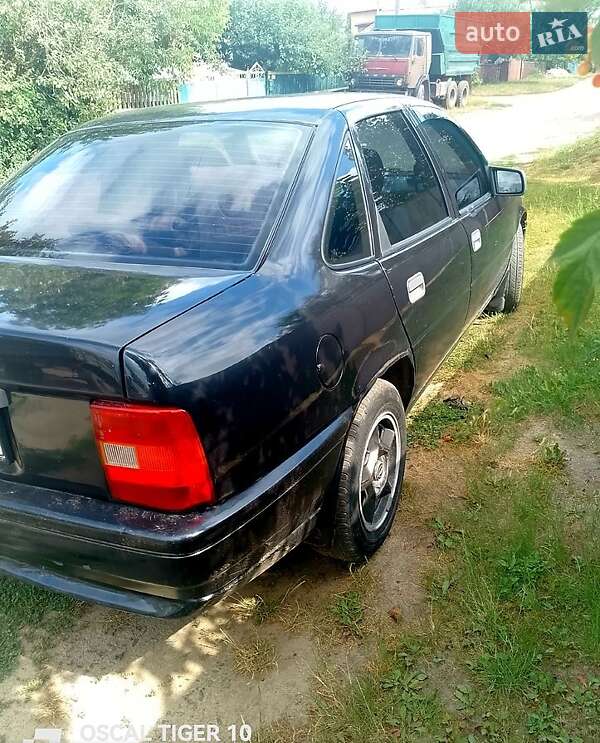 Седан Opel Vectra 1991 в Маньковке