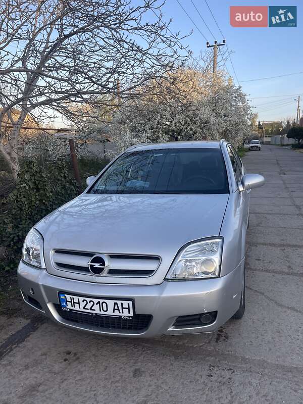 Лифтбек Opel Vectra 2003 в Одессе