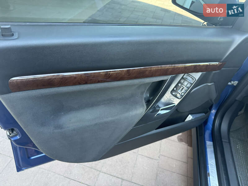 Седан Opel Vectra 2002 в Тернополе
