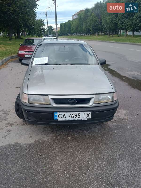 Седан Opel Vectra 1993 в Черкассах