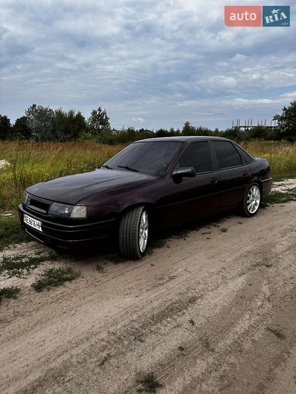 Седан Opel Vectra 1990 в Киеве