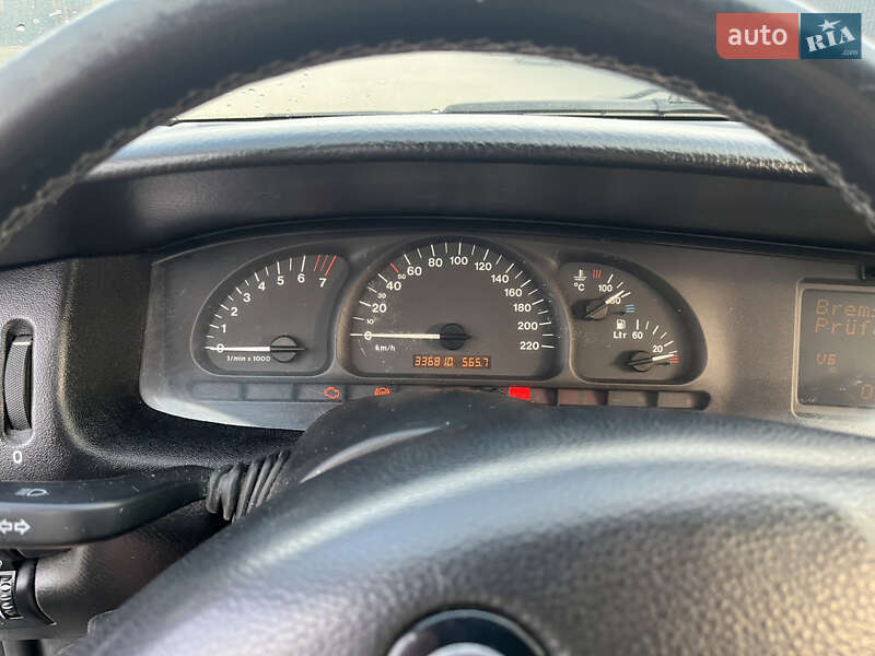 Седан Opel Vectra 2001 в Хмельницком