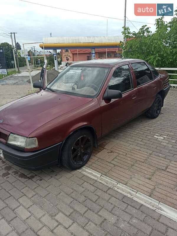 Седан Opel Vectra 1991 в Львове