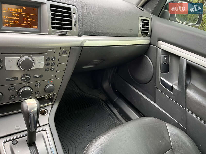 Лифтбек Opel Vectra 2008 в Киеве