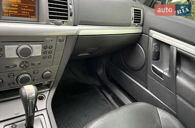 Лифтбек Opel Vectra 2008 в 