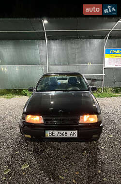 Седан Opel Vectra 1991 в Первомайске