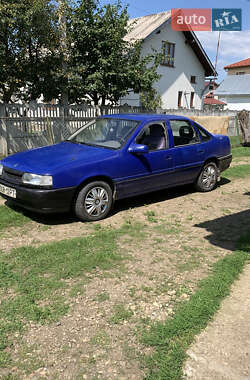 Седан Opel Vectra 1989 в Болехове