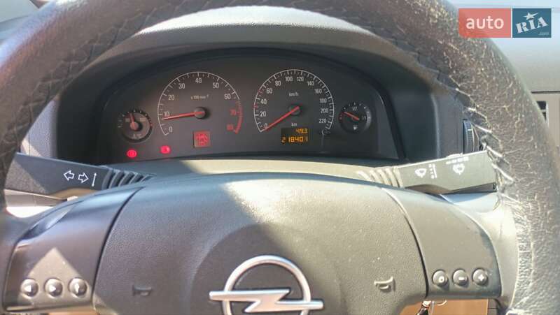 Седан Opel Vectra 2002 в Житомирі фото 14 Седан Opel Vectra 2002 в Житомирі