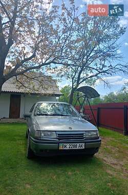 Седан Opel Vectra 1990 в Солотвині