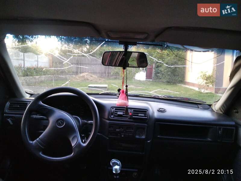 Седан Opel Vectra 1993 в Городище фото 5 Седан Opel Vectra 1993 в Городище