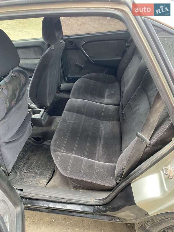 Седан Opel Vectra 1989 в Ивано-Франковске фото 5 Седан Opel Vectra 1989 в Ивано-Франковске