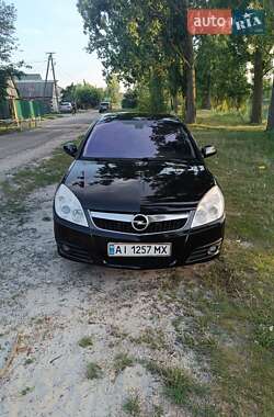 Лифтбек Opel Vectra 2005 в 