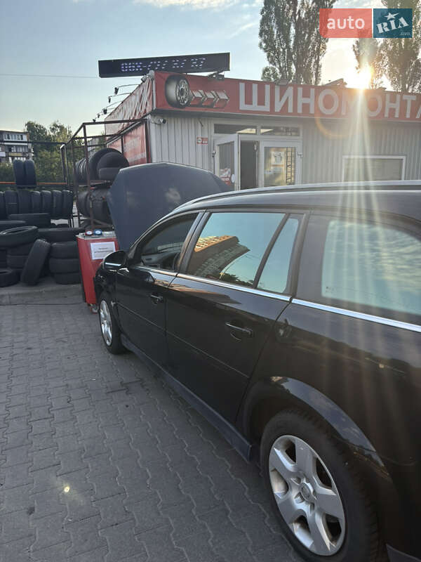 Универсал Opel Vectra 2005 в Киеве