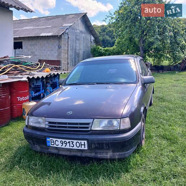 Седан Opel Vectra 1992 в Золочеве фото 6 Седан Opel Vectra 1992 в Золочеве