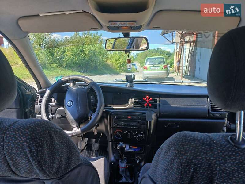 Универсал Opel Vectra 1999 в Рожище