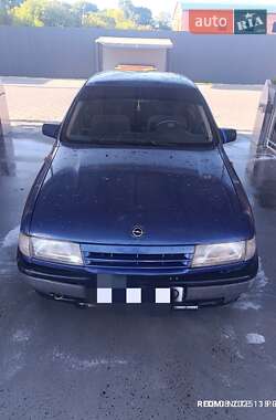 Седан Opel Vectra 1989 в Полтаве
