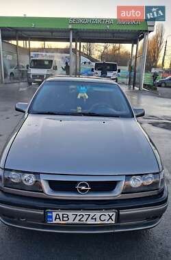 Седан Opel Vectra 1992 в Вороновиці