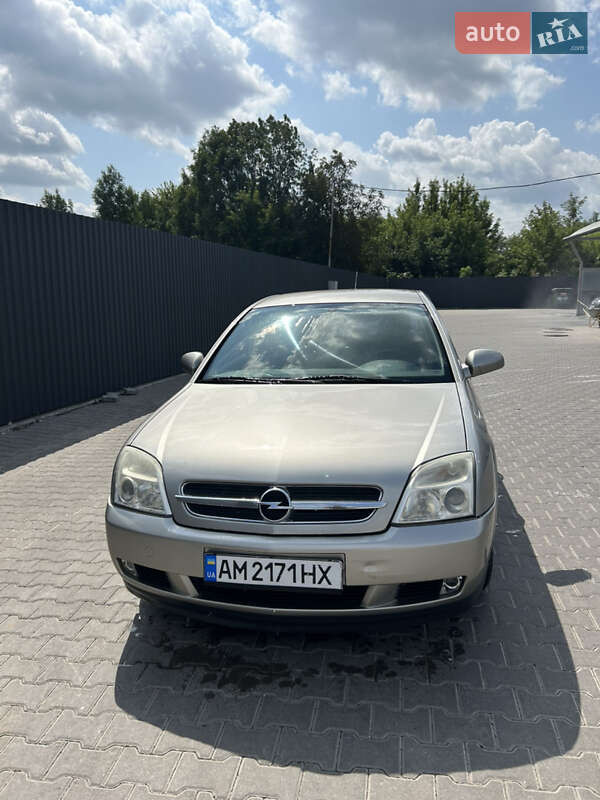 Opel Vectra 2004 Opel Vectra 2004