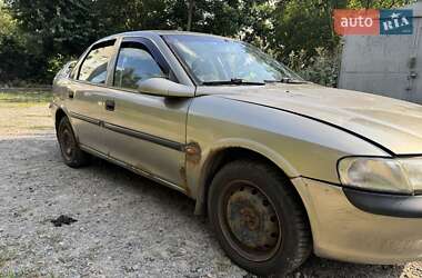 Седан Opel Vectra 1996 в 