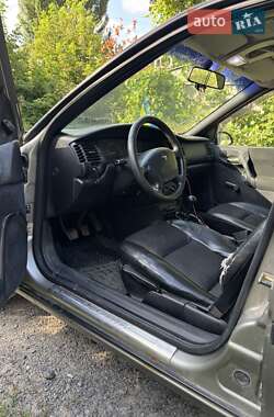 Седан Opel Vectra 1996 в 