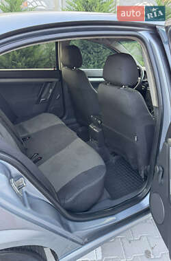 Седан Opel Vectra 2006 в 