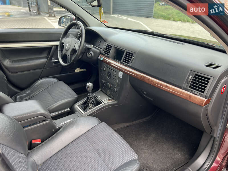 Седан Opel Vectra 2002 в Житомире фото 12 Седан Opel Vectra 2002 в Житомире