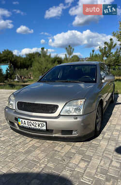 Седан Opel Vectra 2004 в Белогородке