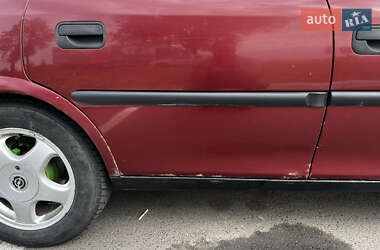 Седан Opel Vectra 1998 в 