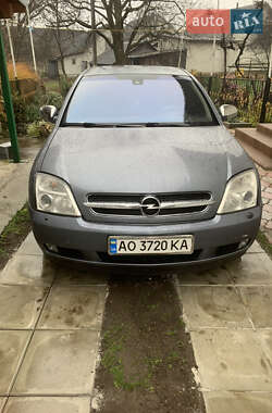 Седан Opel Vectra 2003 в Тячеві