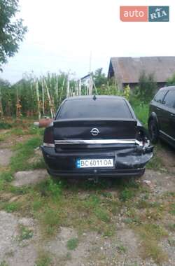 Седан Opel Vectra 2004 в Львове