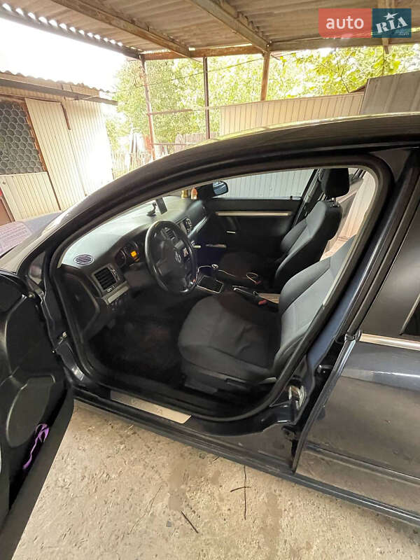 Седан Opel Vectra 2007 в Кривом Роге