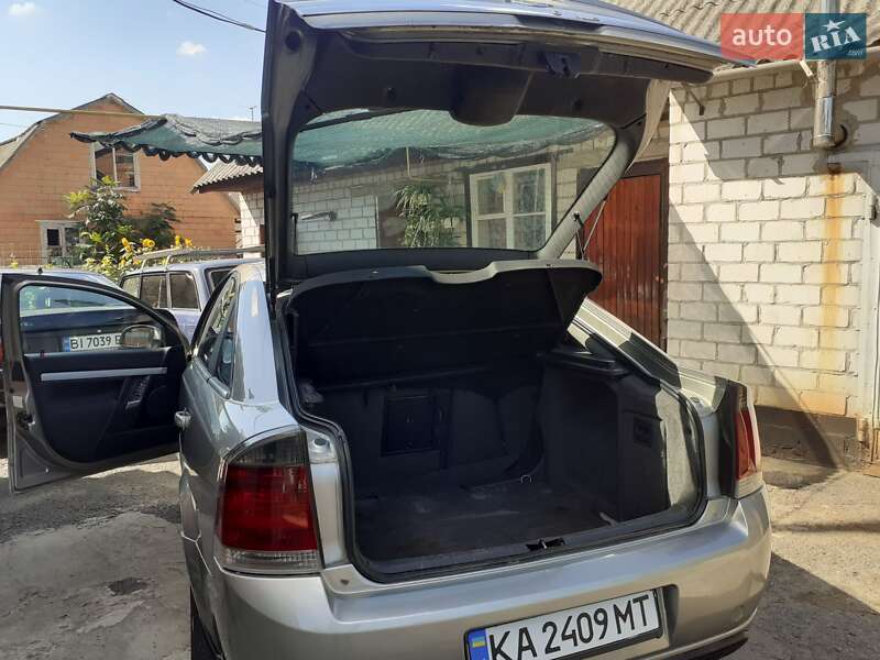 Лифтбек Opel Vectra 2003 в Лубнах фото 4 Лифтбек Opel Vectra 2003 в Лубнах