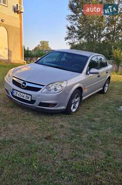 Седан Opel Vectra 2006 в Лосиновке