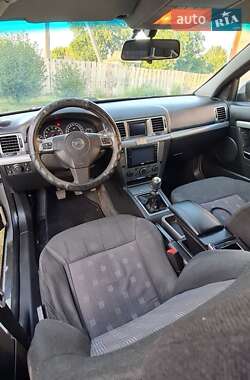 Седан Opel Vectra 2006 в 