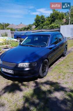 Седан Opel Vectra 1996 в 